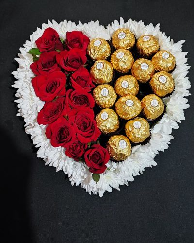 Duality Roses & Ferrero Chocolate Bouquet