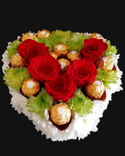Signify Your Love: Roses & Ferrero Chocolate Heart Bouquet
