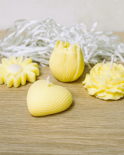 Local Hand-Poured Petals & Glow Scented Candle Set